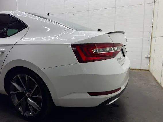 SKODA Superb Superb 2.0 TDI 4x4 Sportline DSG