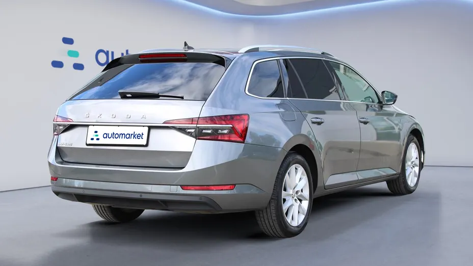 SKODA Superb Superb 2.0 TDI SCR Style DSG