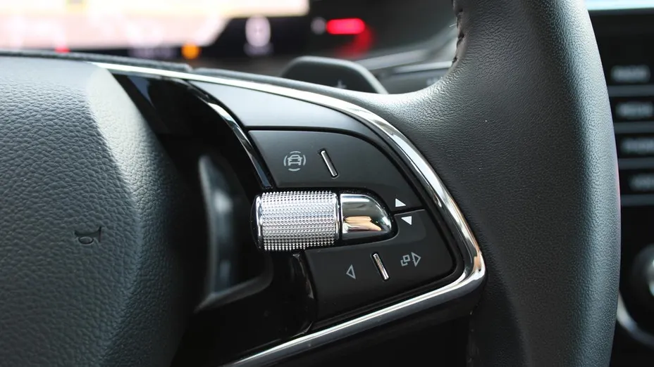 SKODA Superb Superb 2.0 TDI SCR Style DSG