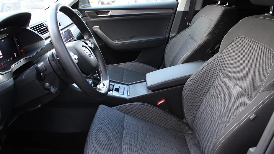 SKODA Superb Superb 2.0 TDI SCR Style DSG