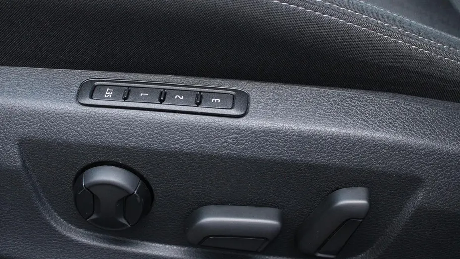 SKODA Superb Superb 2.0 TDI SCR Style DSG