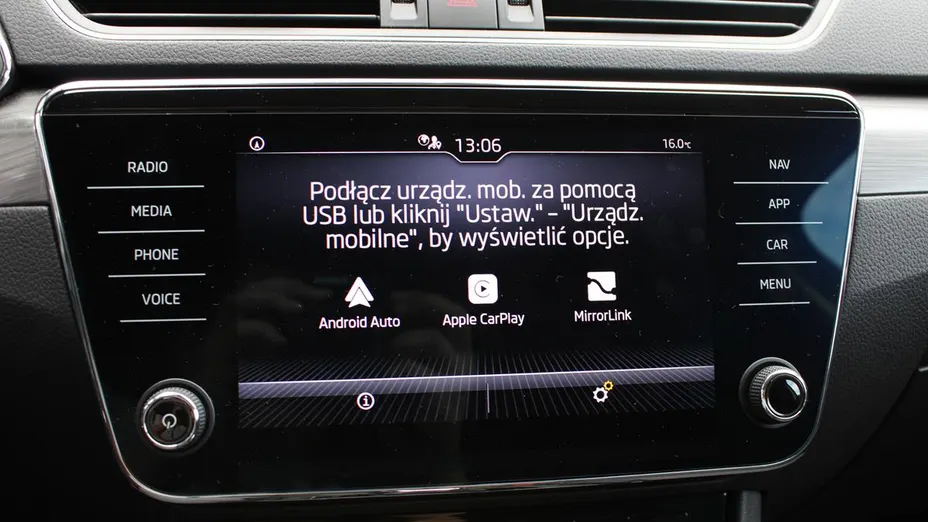 SKODA Superb Superb 2.0 TDI SCR Style DSG