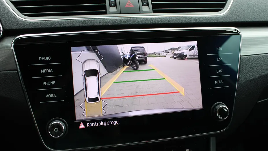 SKODA Superb Superb 2.0 TDI SCR Style DSG