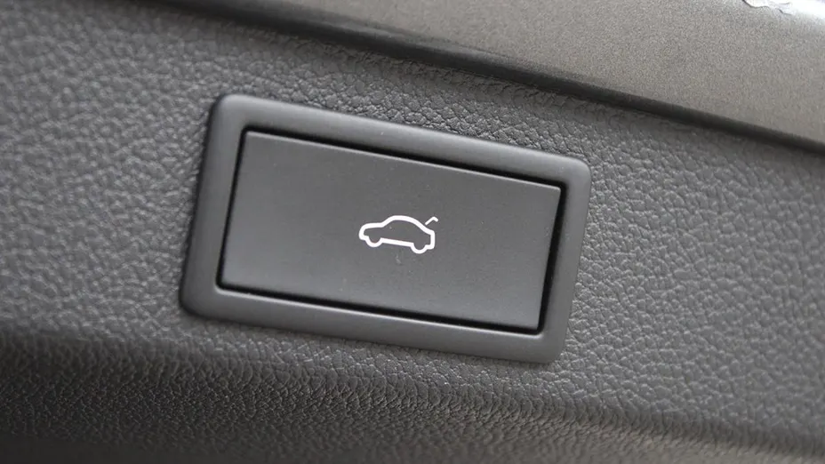 SKODA Superb Superb 2.0 TDI SCR Style DSG