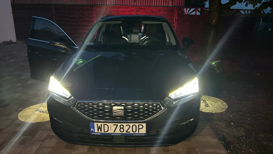 SEAT Leon Leon 1.5 eTSI Xcellence DSG