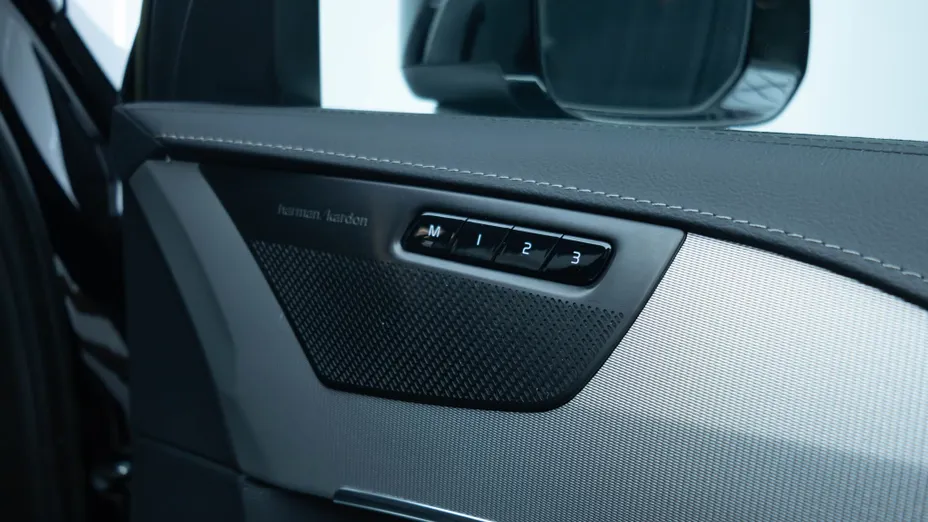 VOLVO XC90 XC90 T8 AWD Plug-In Hybrid Ultimate Bright 7os aut