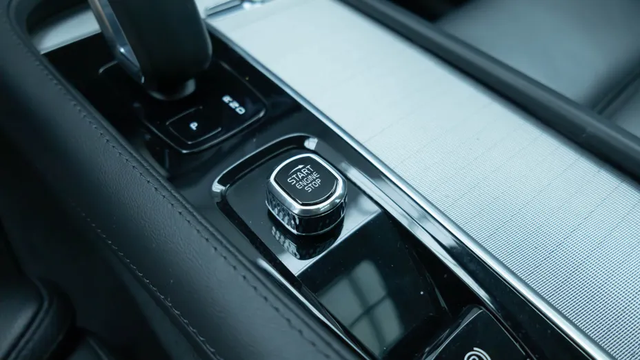 VOLVO XC90 XC90 T8 AWD Plug-In Hybrid Ultimate Bright 7os aut