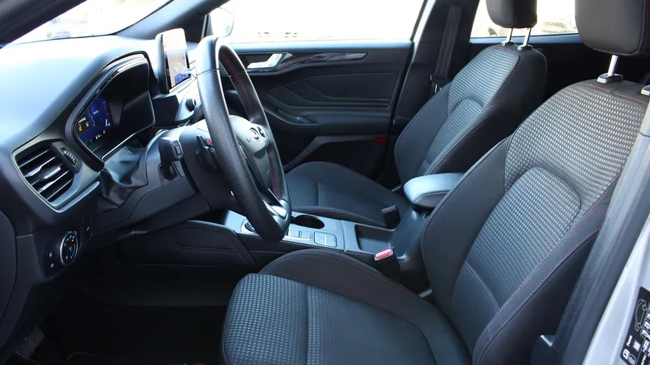 FORD Focus Focus 1.5 EcoBlue ST-Line aut