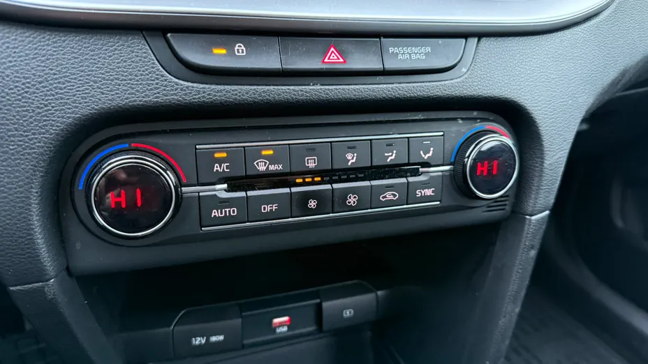 KIA Cee'd Ceed 1.6 CRDi SCR M