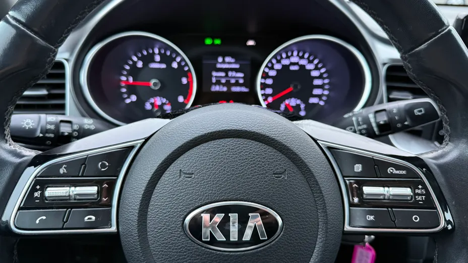 KIA Cee'd Ceed 1.6 CRDi SCR M