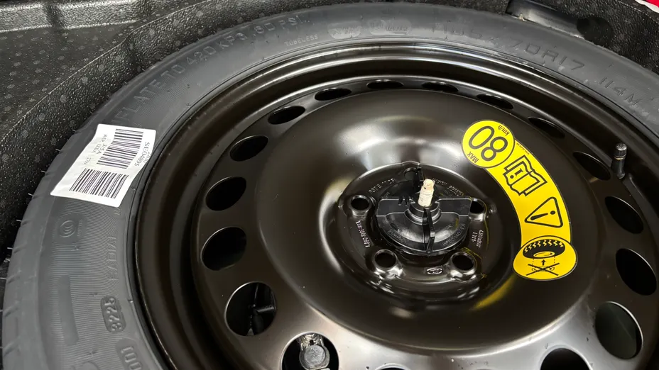 FORD Kuga Kuga 2.5 FHEV AWD Active X eCVT Nowy