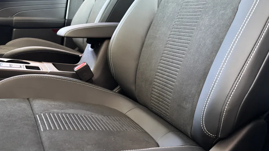 FORD Kuga Kuga 2.5 FHEV AWD Active X eCVT Nowy