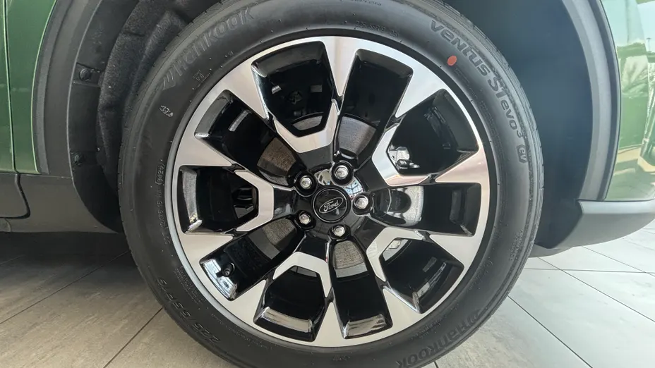 FORD Kuga Kuga 2.5 FHEV AWD Active X eCVT Nowy