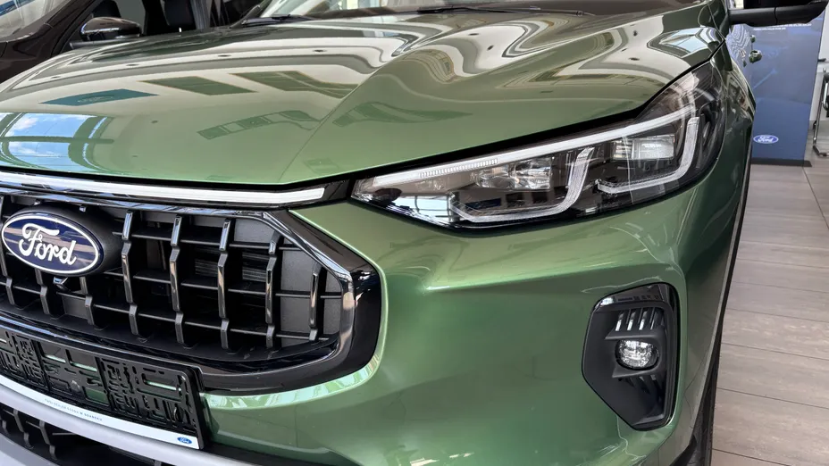 FORD Kuga Kuga 2.5 FHEV AWD Active X eCVT Nowy