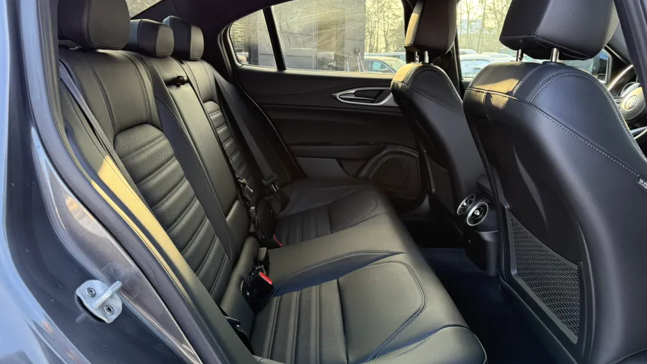 ALFA ROMEO Giulia Giulia 2.0 Turbo Veloce Q4 aut