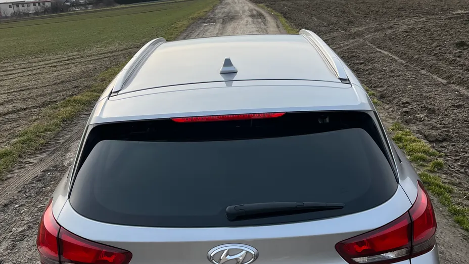 HYUNDAI i30 i30 1.0 T-GDI Modern