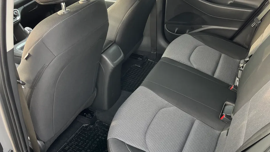 HYUNDAI i30 i30 1.0 T-GDI Modern