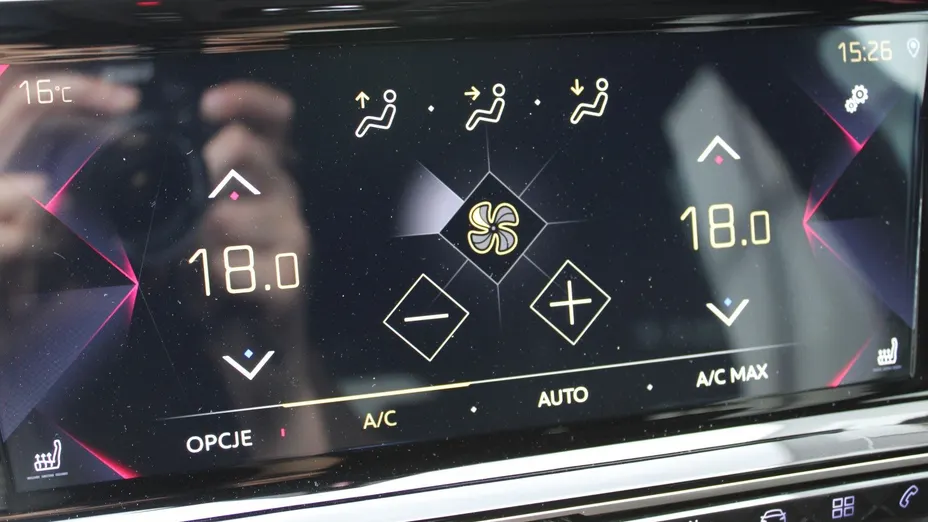 DS DS7 DS 7 1.6 E-Tense Performance Line + aut