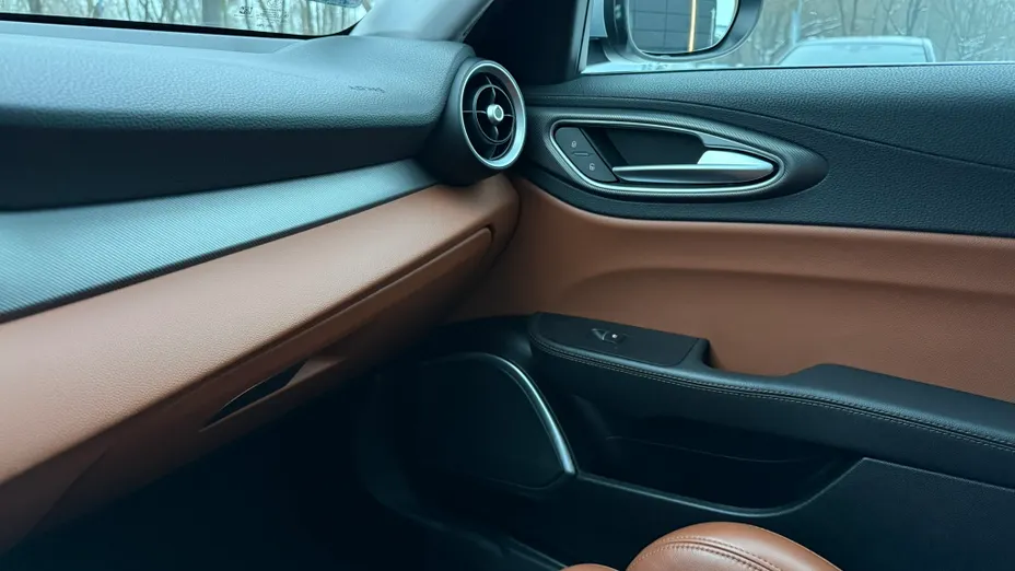 ALFA ROMEO Giulia Giulia 2.0 Turbo Veloce Q4 aut