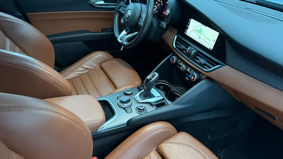 ALFA ROMEO Giulia Giulia 2.0 Turbo Veloce Q4 aut