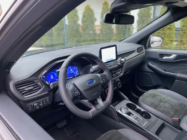 FORD Kuga Kuga 2.5P PHEV FWD ST-Line eCVT