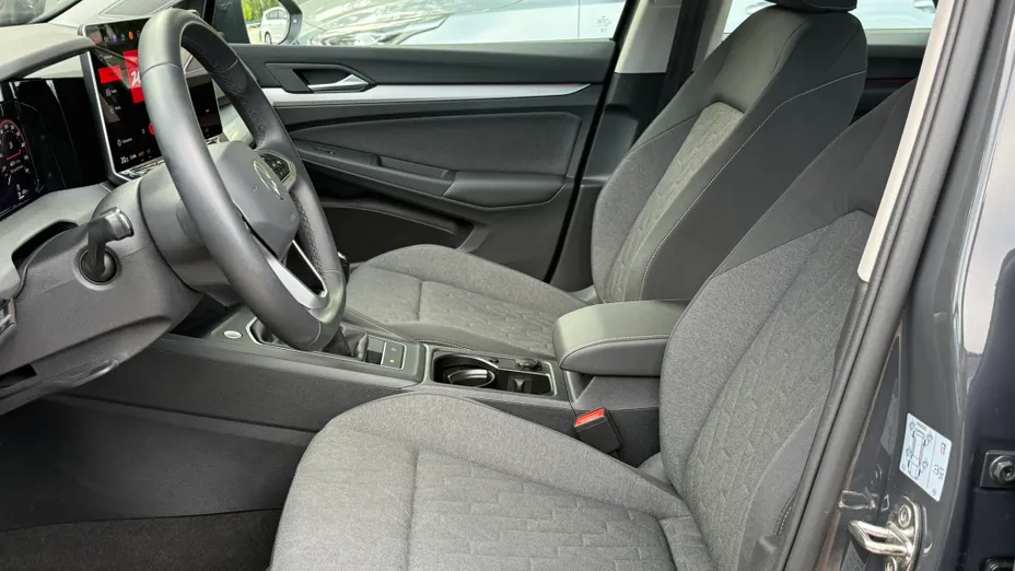 VOLKSWAGEN Golf Golf VIII 1.5 TSI Life