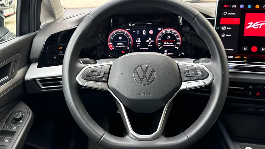VOLKSWAGEN Golf Golf VIII 1.5 TSI Life