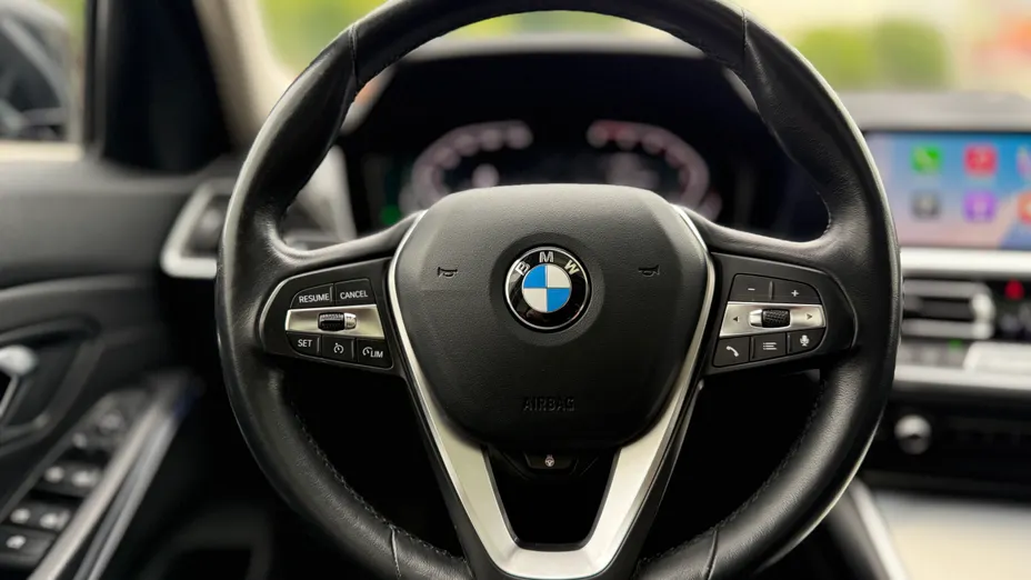 BMW Seria 3 320d xDrive Luxury Line sport-aut