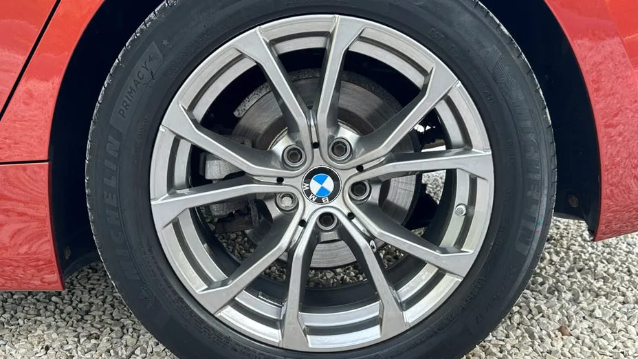 BMW Seria 3 318i Sport Line aut