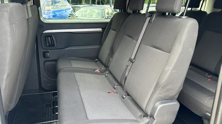 PEUGEOT Traveller Traveller 2.0 BlueHDi Long Business EAT8