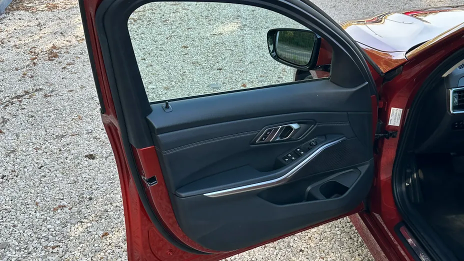 BMW Seria 3 318i Sport Line aut