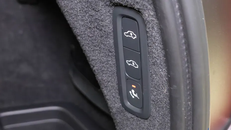 VOLVO XC90 XC90 T8 AWD Plug-In Hybrid Ultimate Bright 7os aut
