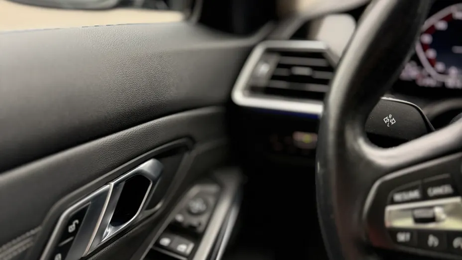 BMW Seria 3 320d xDrive Luxury Line sport-aut