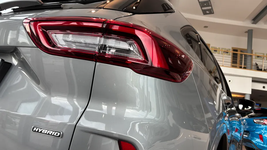 FORD Kuga Kuga 2.5 FHEV AWD ST-Line X eCVT Nowy