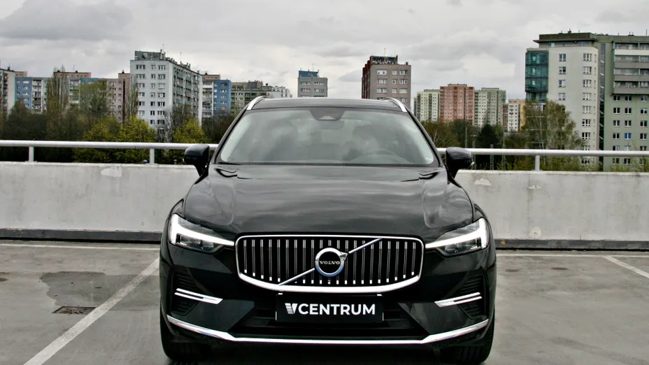 VOLVO XC60 XC60 B4 D AWD Plus Bright aut