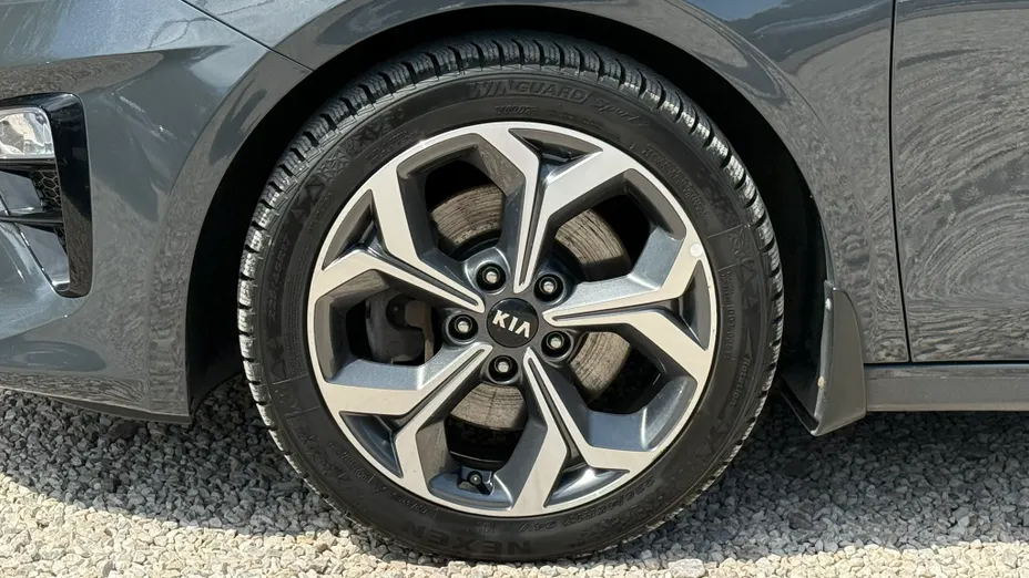 KIA Cee'd Ceed 1.6 CRDi mHEV Business Line