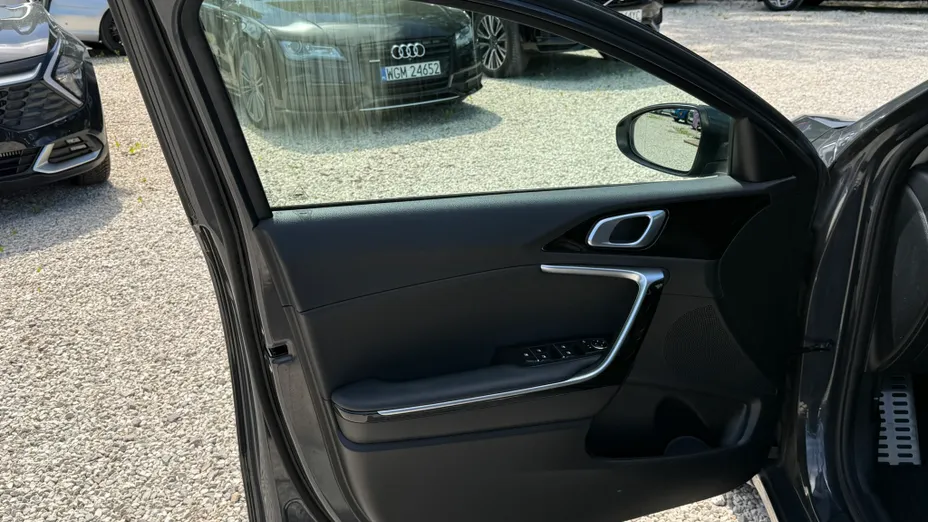 KIA Cee'd Ceed 1.6 CRDi mHEV Business Line
