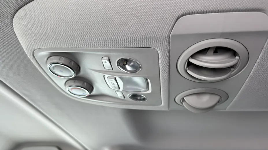 PEUGEOT Traveller Traveller 2.0 BlueHDi Long Business Vip