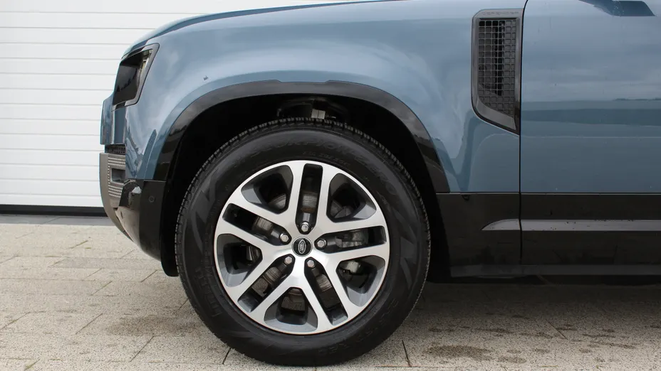 LAND ROVER Defender Defender 110 3.0 D250 mHEV X-Dynamic HSE