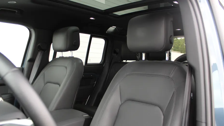 LAND ROVER Defender Defender 110 3.0 D250 mHEV X-Dynamic HSE