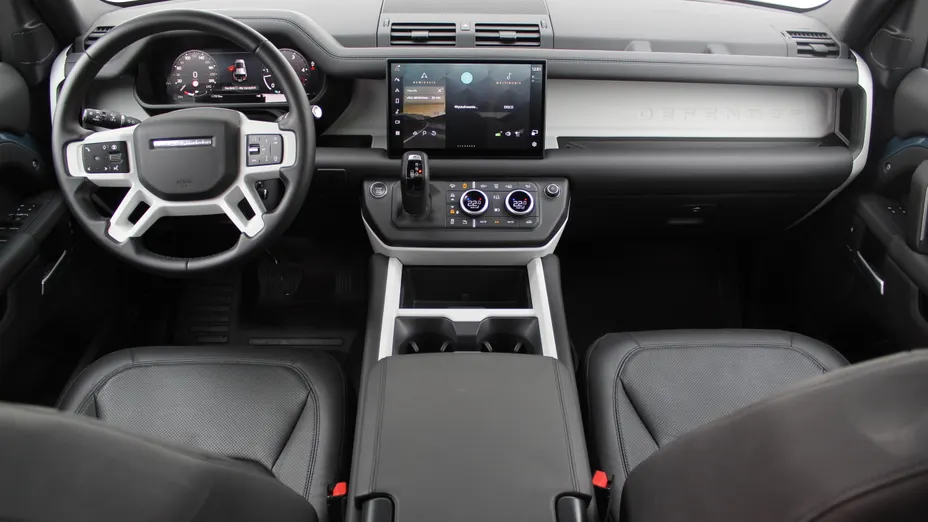 LAND ROVER Defender Defender 110 3.0 D250 mHEV X-Dynamic HSE