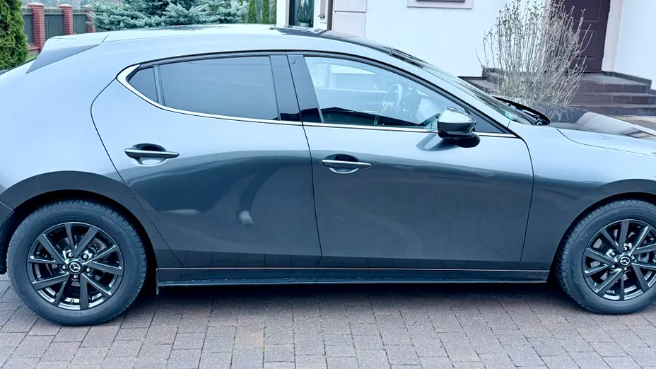 MAZDA 3 3 2.0 mHEV AWD Hikari