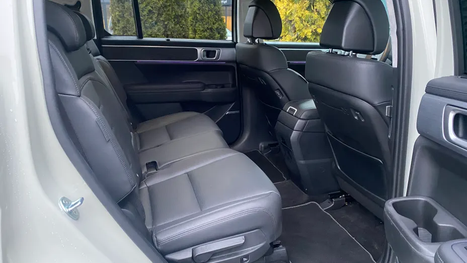 HYUNDAI Santa Fe Santa Fe 1.6 T-GDI HEV Platinum 4WD aut