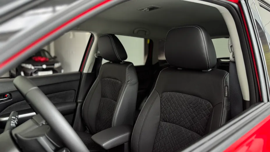 SUZUKI Vitara -