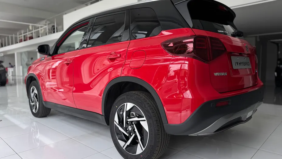 SUZUKI Vitara -