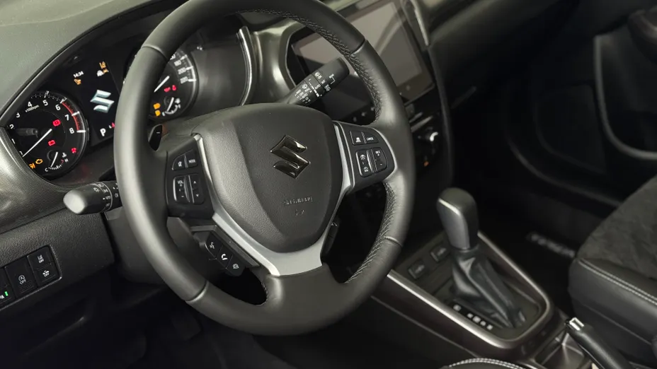 SUZUKI Vitara -