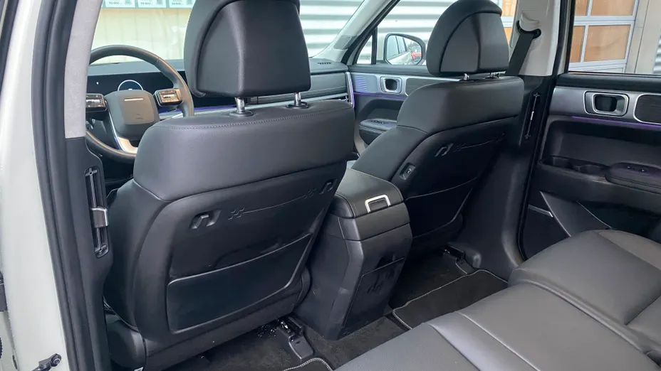 HYUNDAI Santa Fe Santa Fe 1.6 T-GDI HEV Platinum 4WD aut