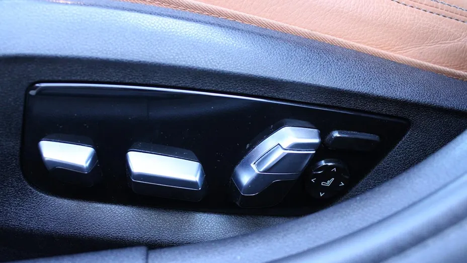 BMW Seria 5 520d xDrive Sport Line sport-aut