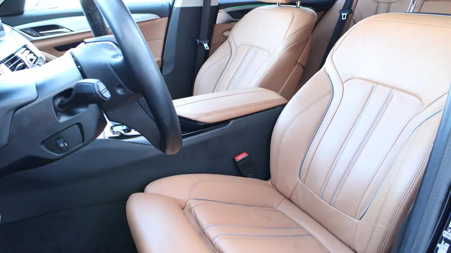 BMW Seria 5 520d xDrive Sport Line sport-aut