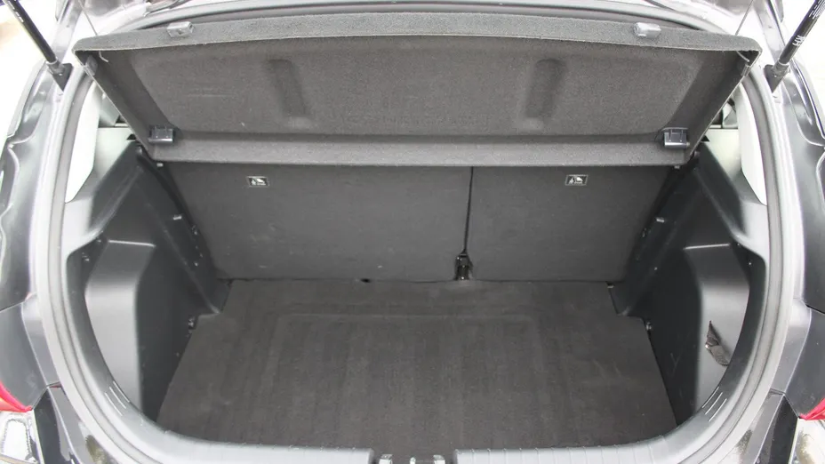 HYUNDAI i20 i20 1.2 Modern